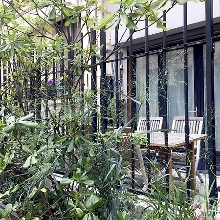 House Of Villa Paris